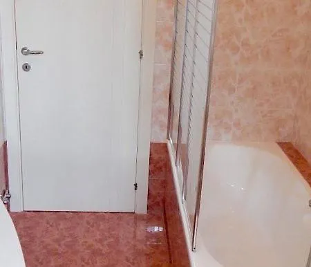 M205 - Marcelli, Quadrilocale Con Terrazzo A 150mt Dal Mare * Numana